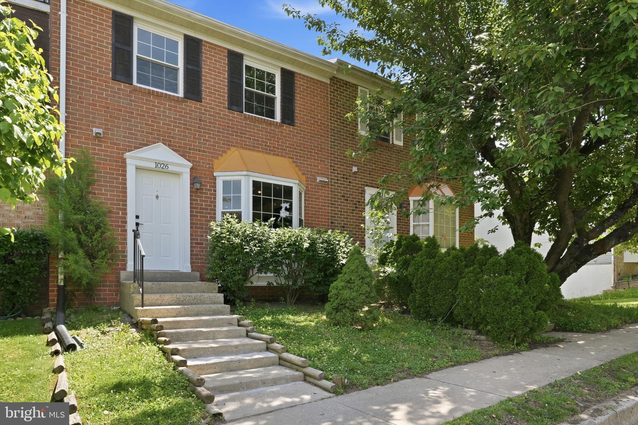 MONTGOMERY MEADOWS - Residential