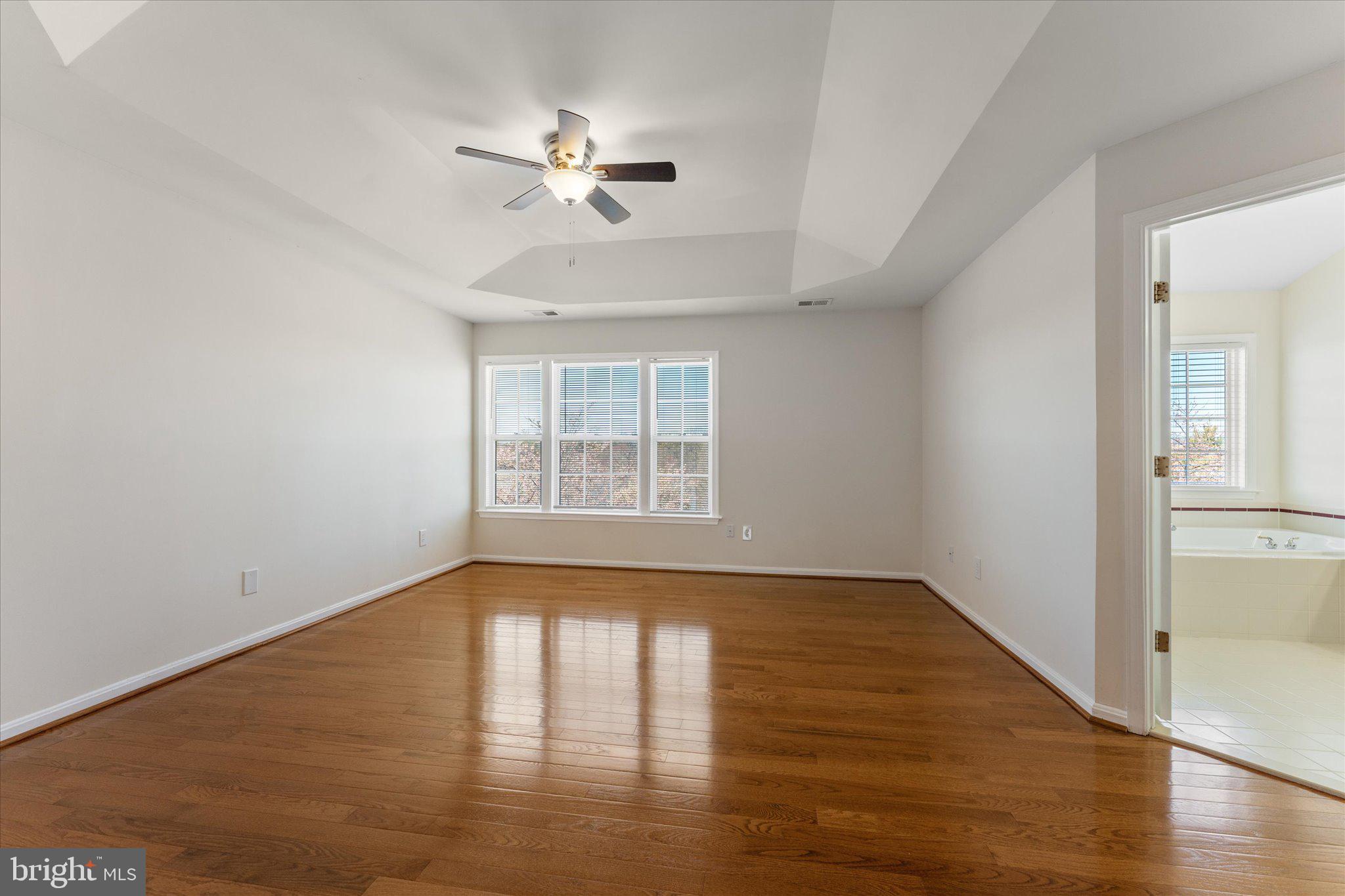 POTOMAC LAKES - Residential Lease