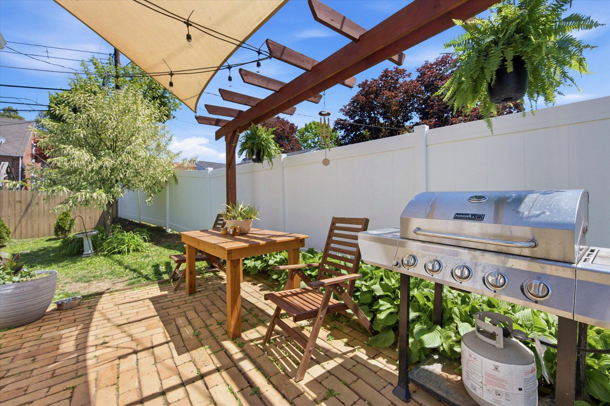 SWARTHMOREWOOD - Residential