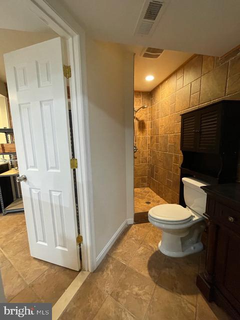 SENECA CHASE - Residential Lease