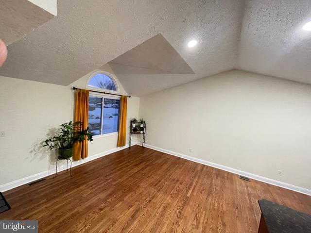 SENECA CHASE - Residential Lease