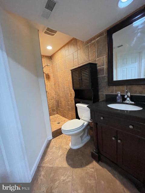 SENECA CHASE - Residential Lease