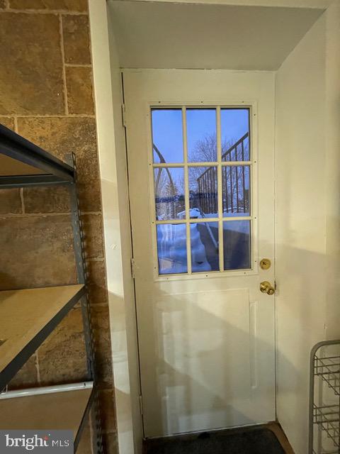 SENECA CHASE - Residential Lease