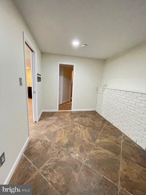SENECA CHASE - Residential Lease