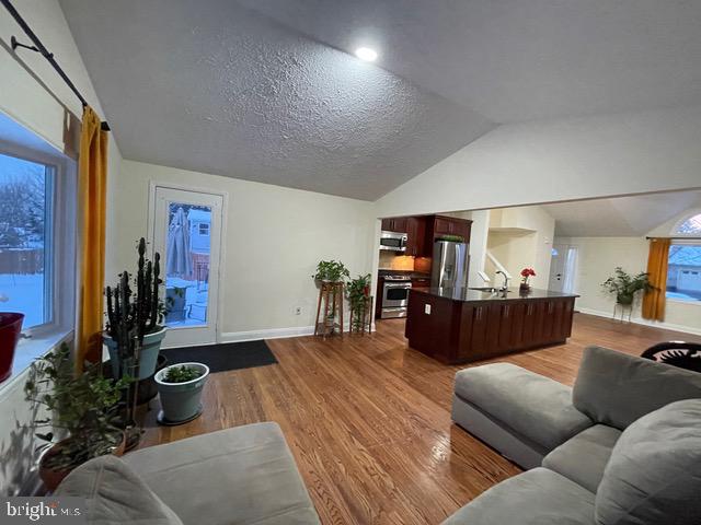 SENECA CHASE - Residential Lease