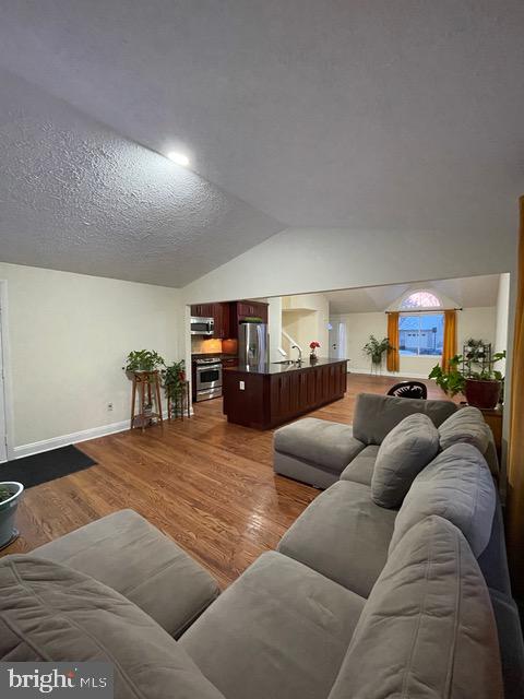 SENECA CHASE - Residential Lease