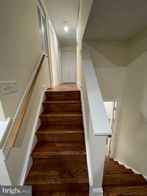 SENECA CHASE - Residential Lease
