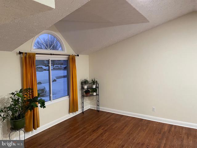 SENECA CHASE - Residential Lease