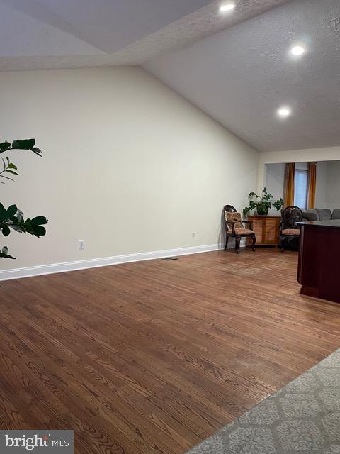 SENECA CHASE - Residential Lease
