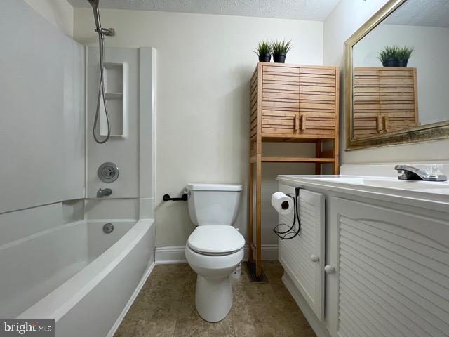 SENECA CHASE - Residential Lease