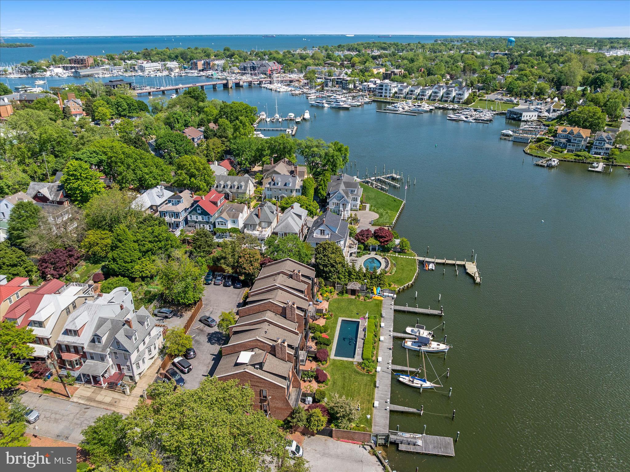 HISTORIC DISTRICT - Residential