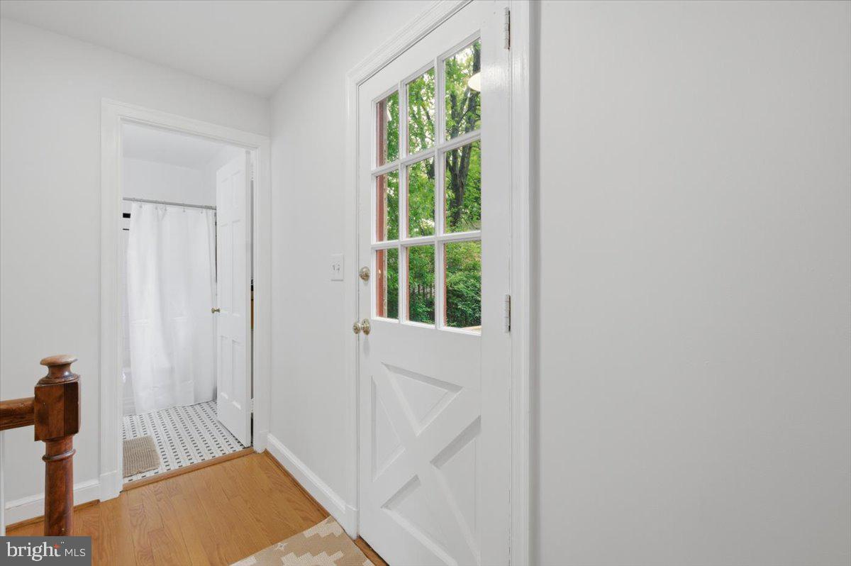 WOODSIDE - Residential