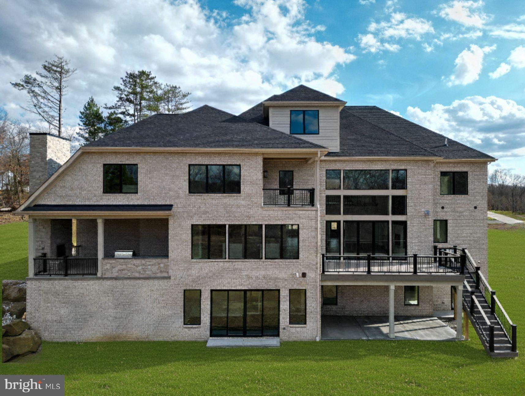 OAKWOOD - Residential