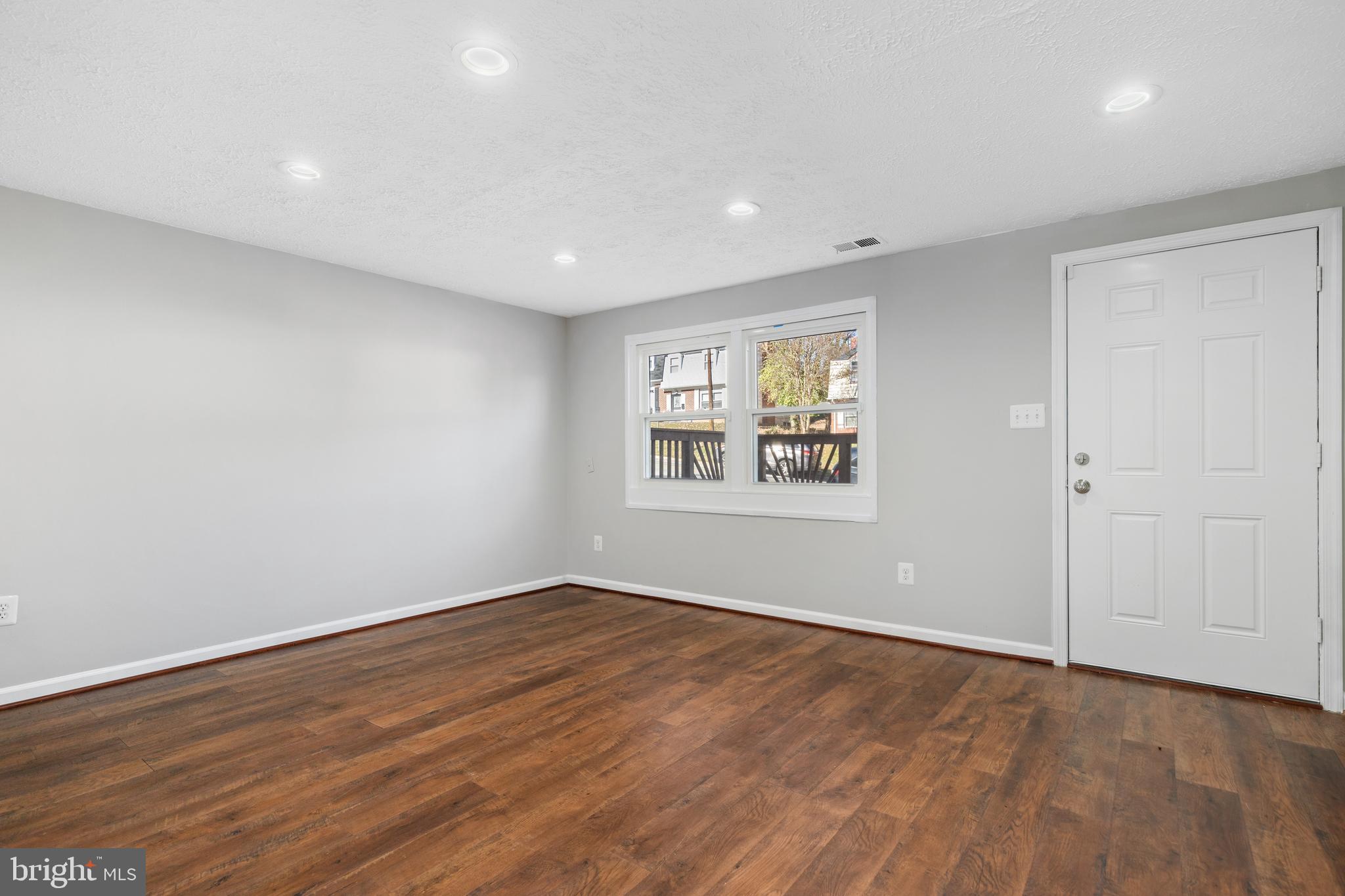 PALMER PARK - Residential