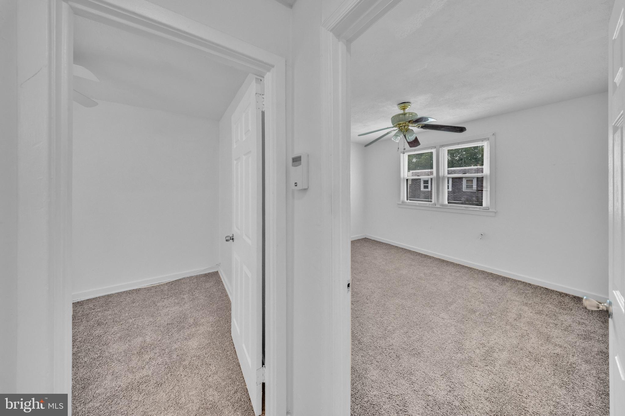 IVERSON SQUARE - Residential