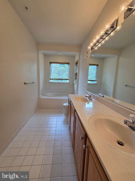 SOLOMONS LANDING - Residential