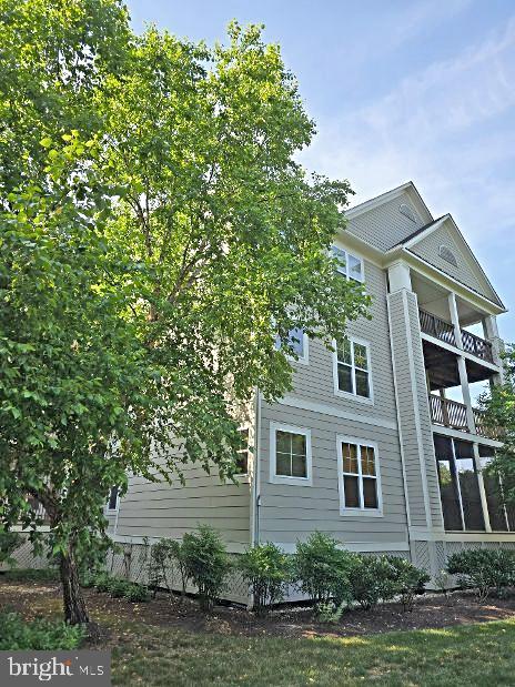 SOLOMONS LANDING - Residential