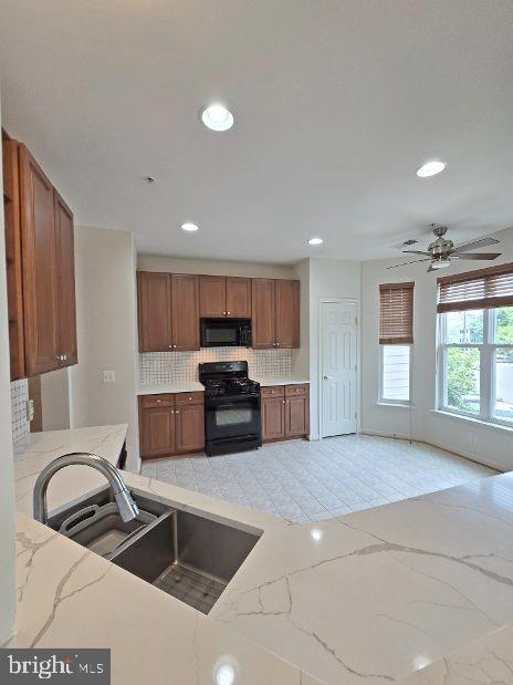 SOLOMONS LANDING - Residential
