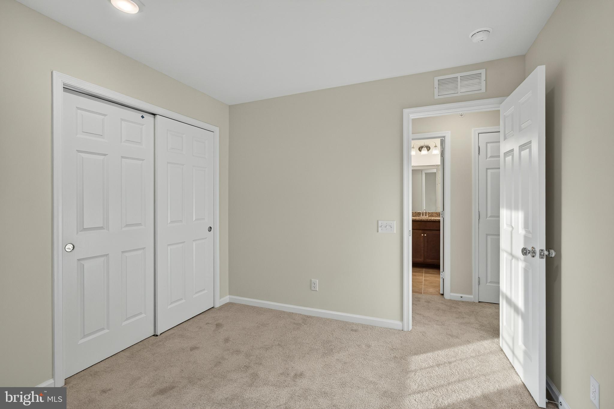 SPRING LAKE - Residential