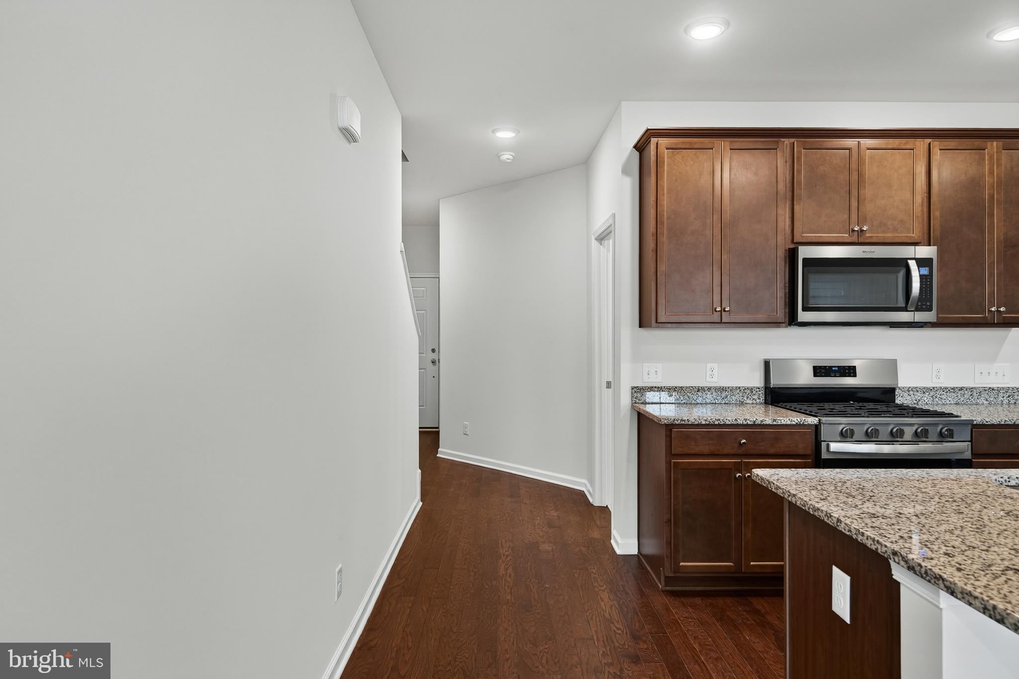 SPRING LAKE - Residential