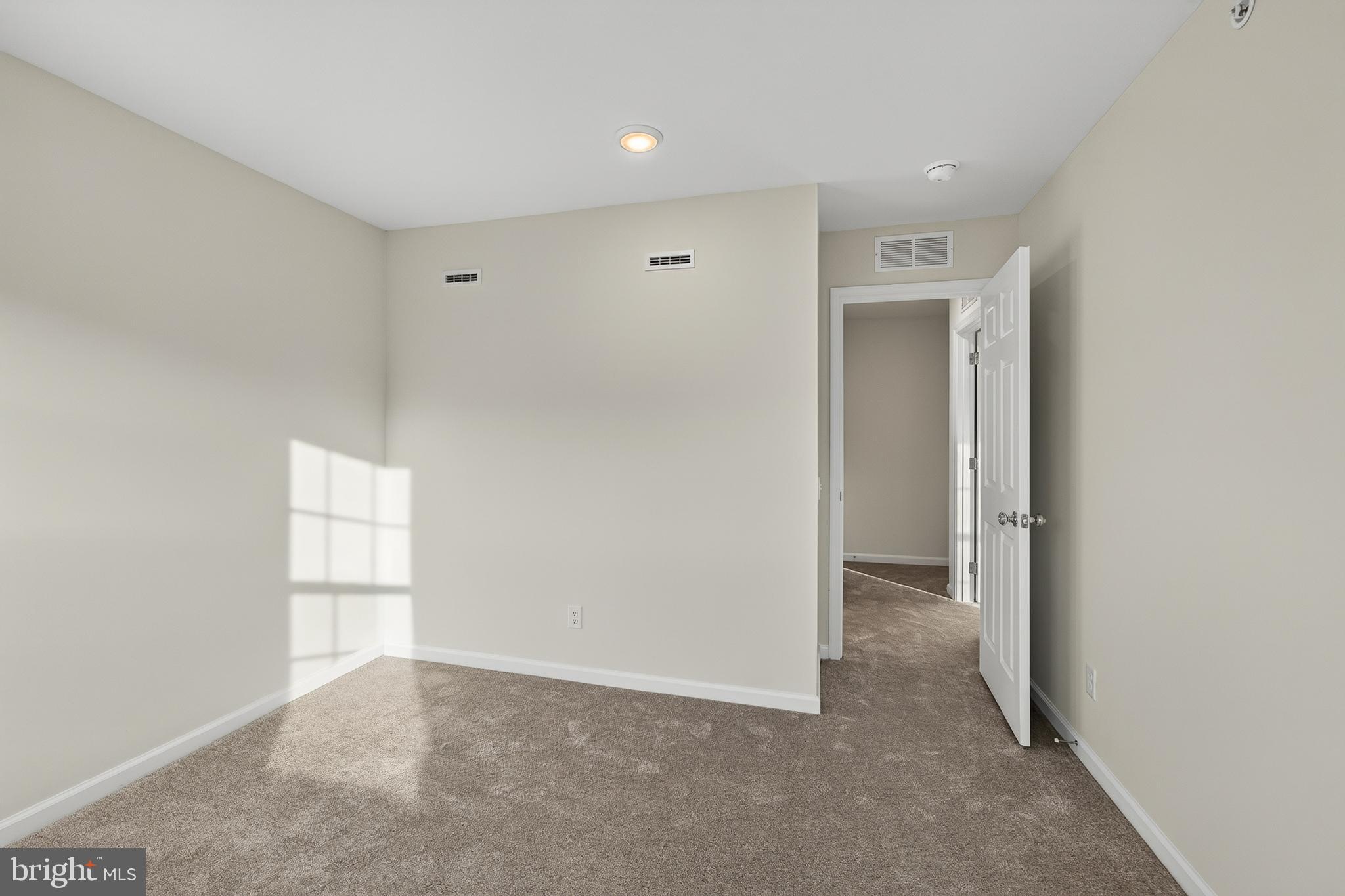 SPRING LAKE - Residential