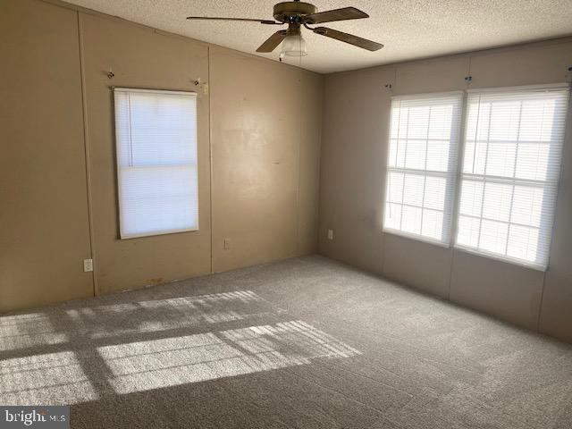 HARFORD MOBILE VILLAGE - Residential