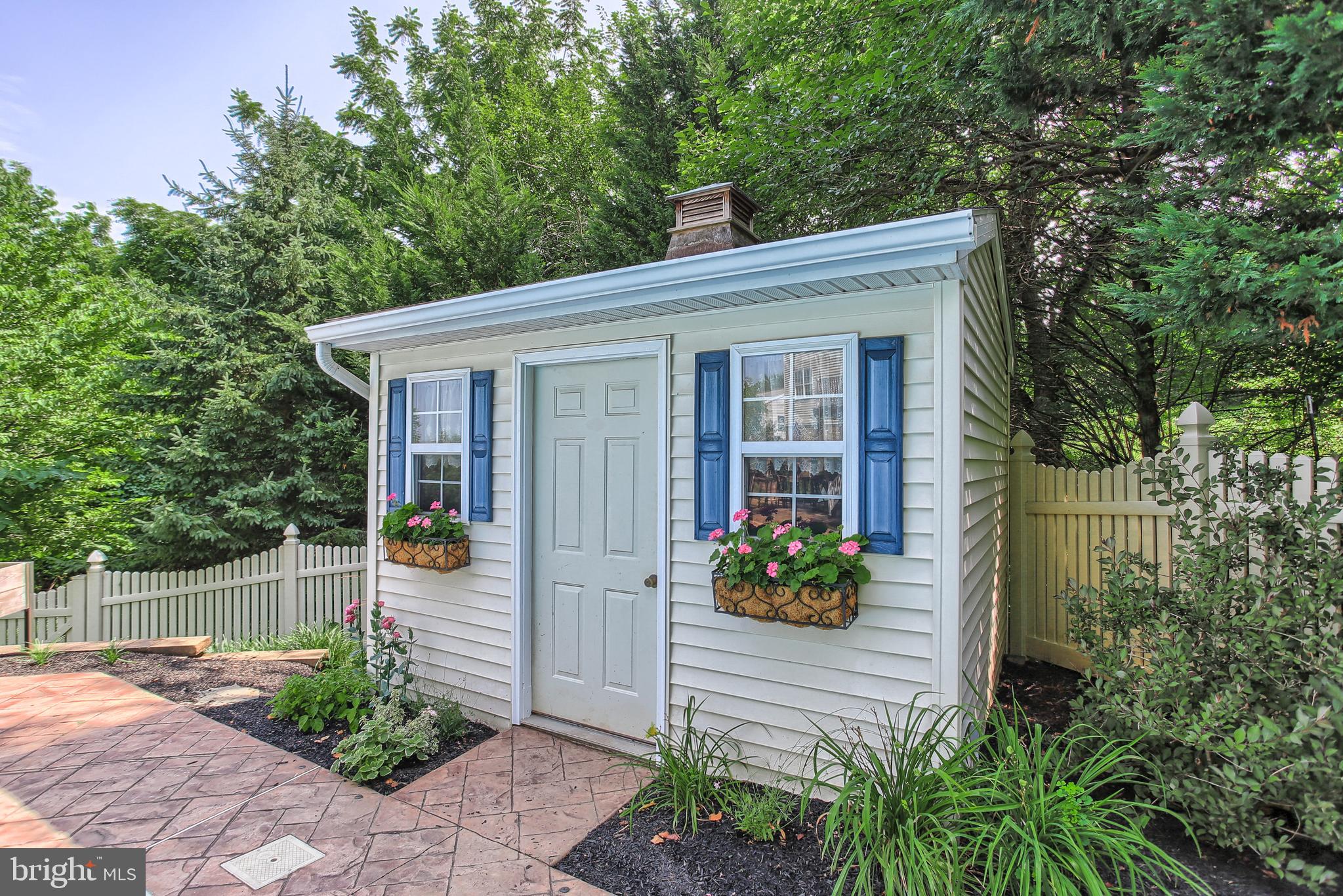 SPRINGETTSBURY TWP - Residential