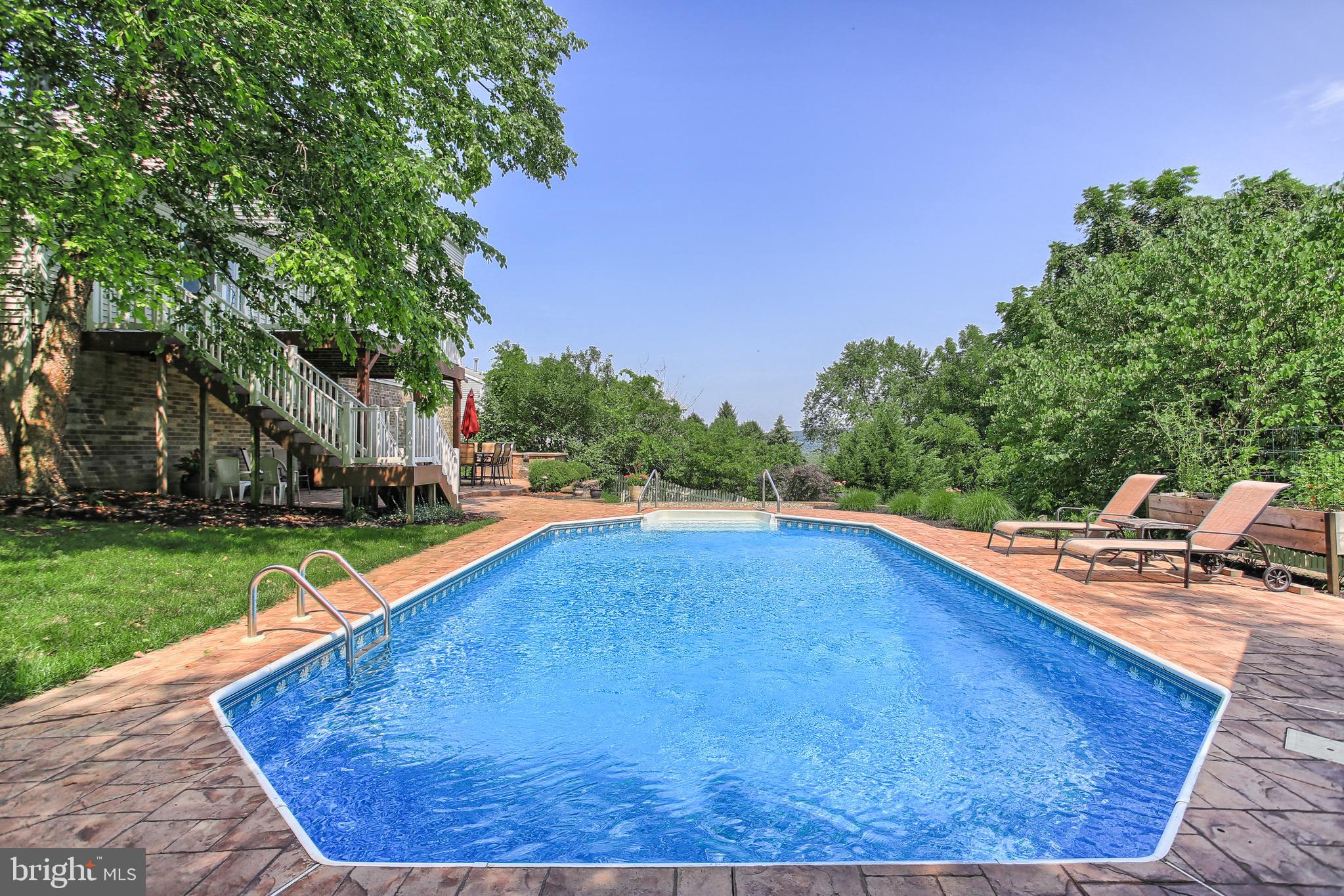 SPRINGETTSBURY TWP - Residential