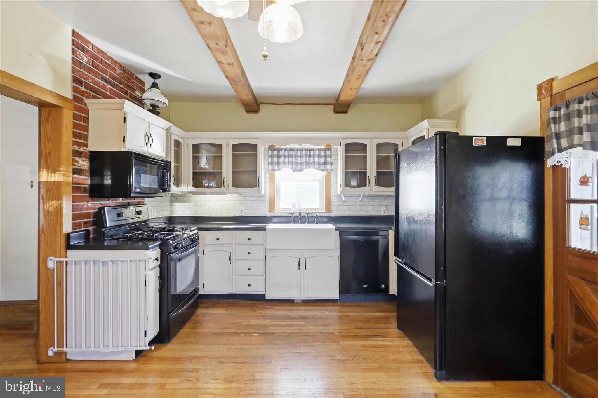 WEST END - Residential