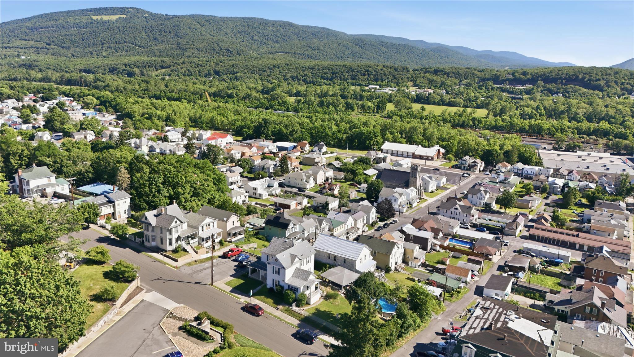 WEST END - Residential