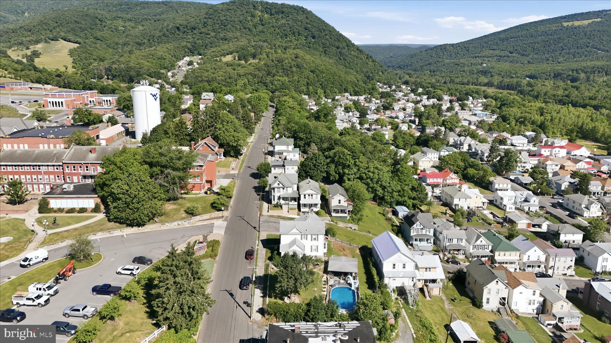 WEST END - Residential