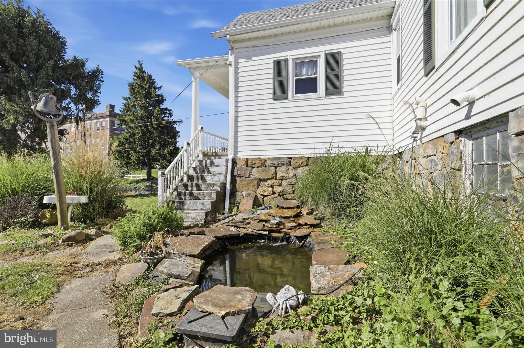 WEST END - Residential