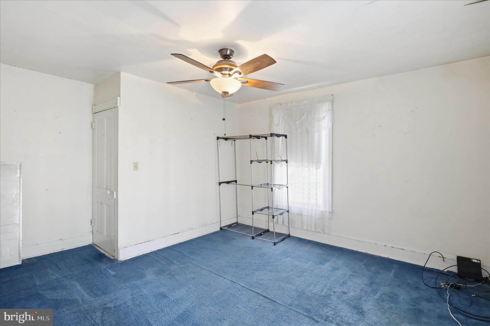 WEST END - Residential