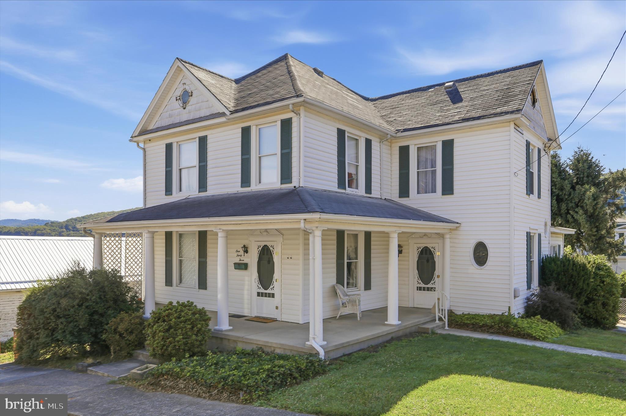WEST END - Residential