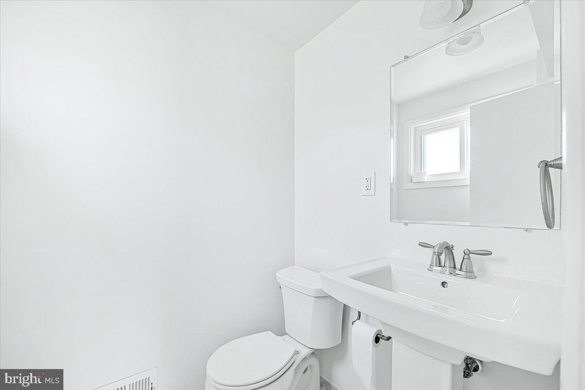ASHBURTON - Residential Lease