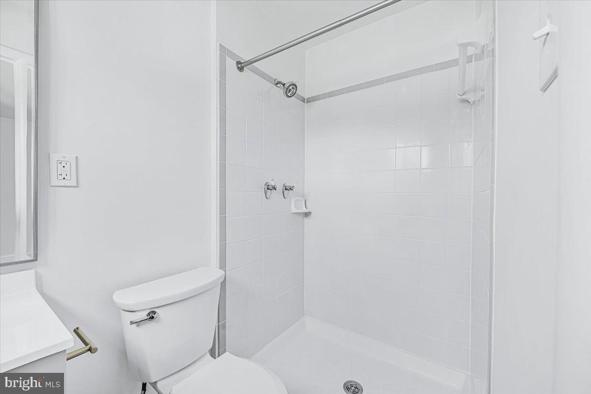 ASHBURTON - Residential Lease