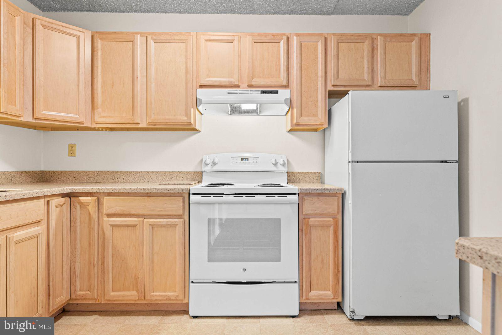 DANBURY VILLAGE - Residential
