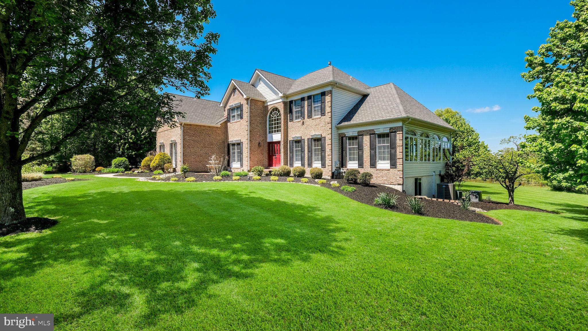 BUCKINGHAM WOODS - Residential