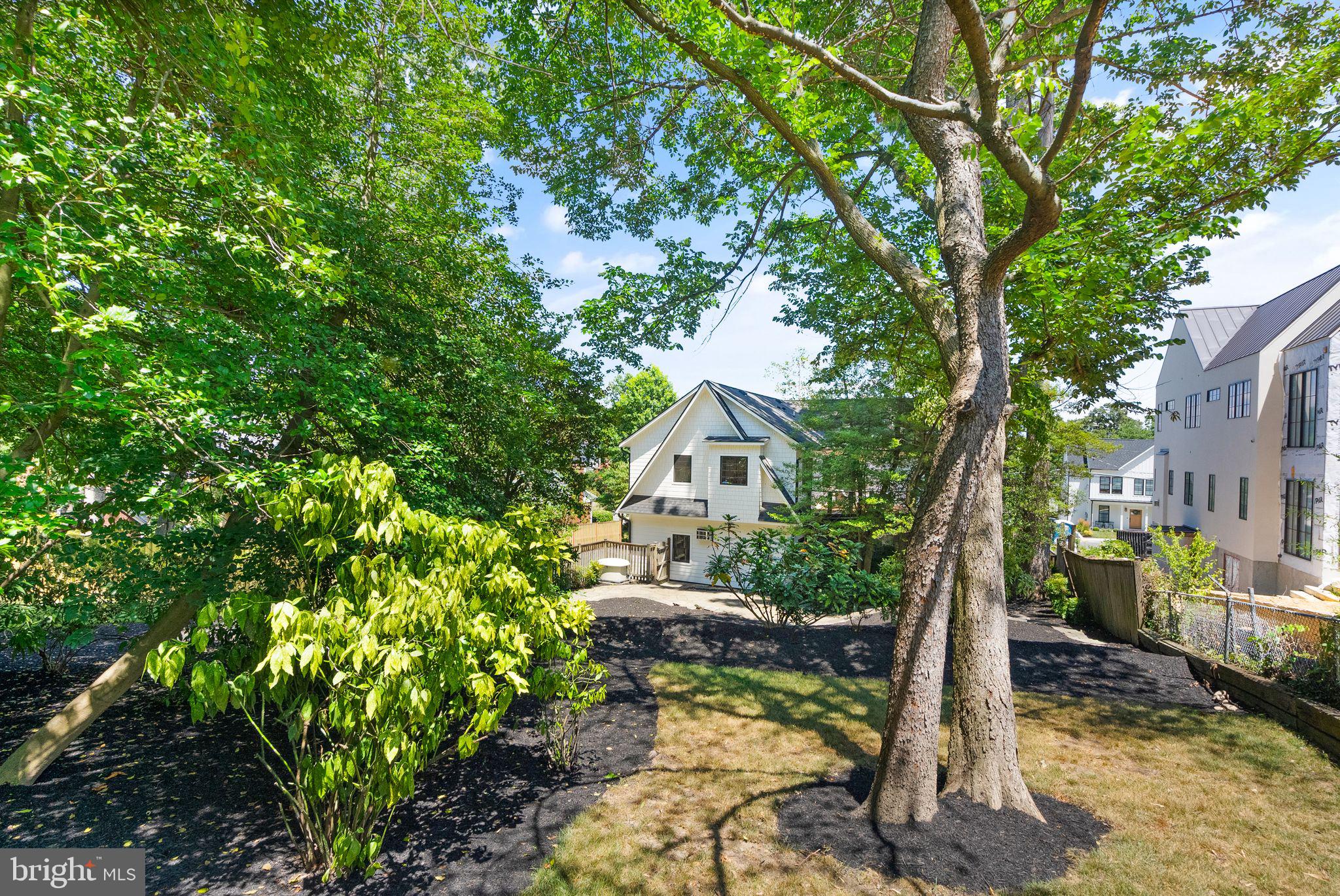 LYON PARK - Residential