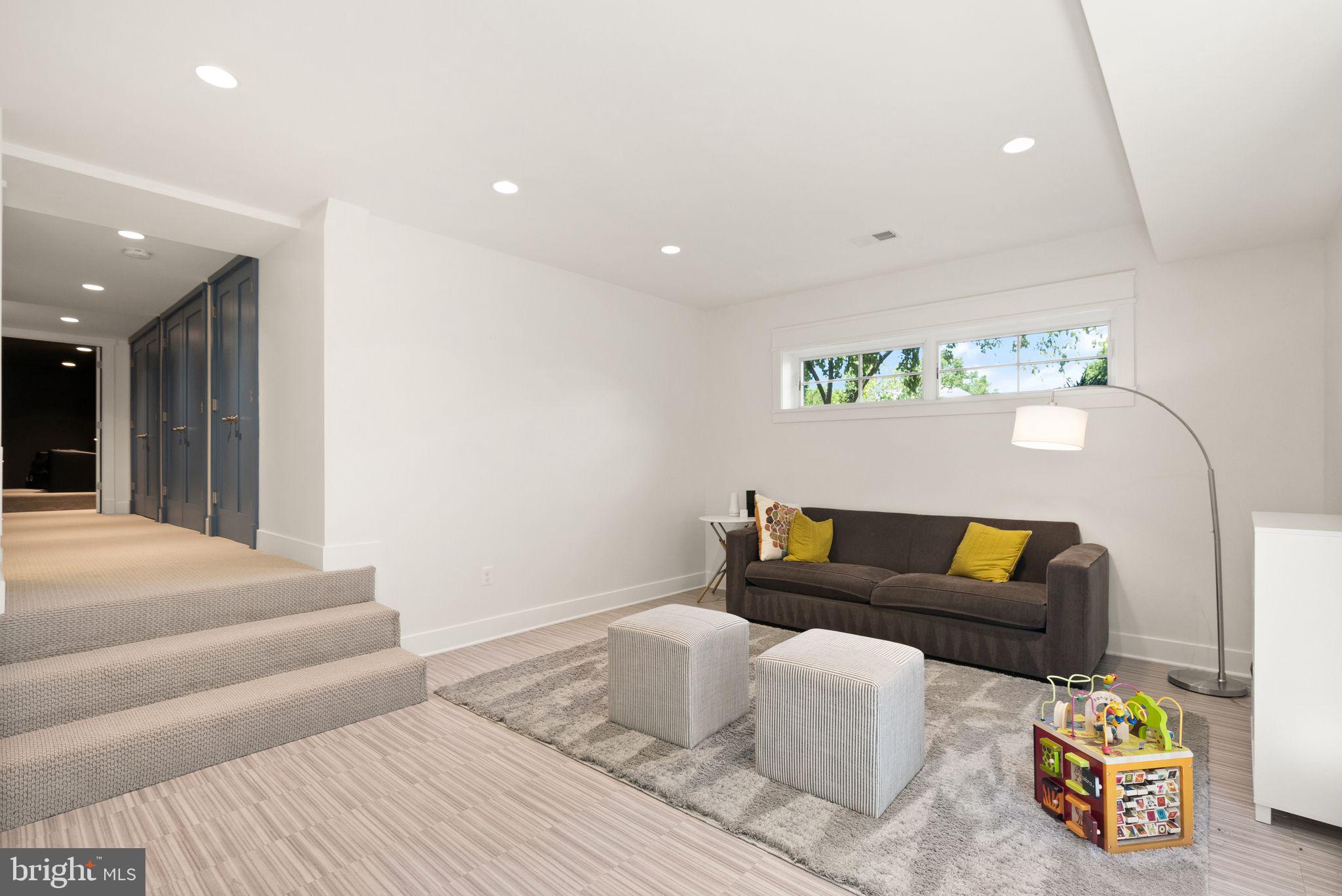 LYON PARK - Residential