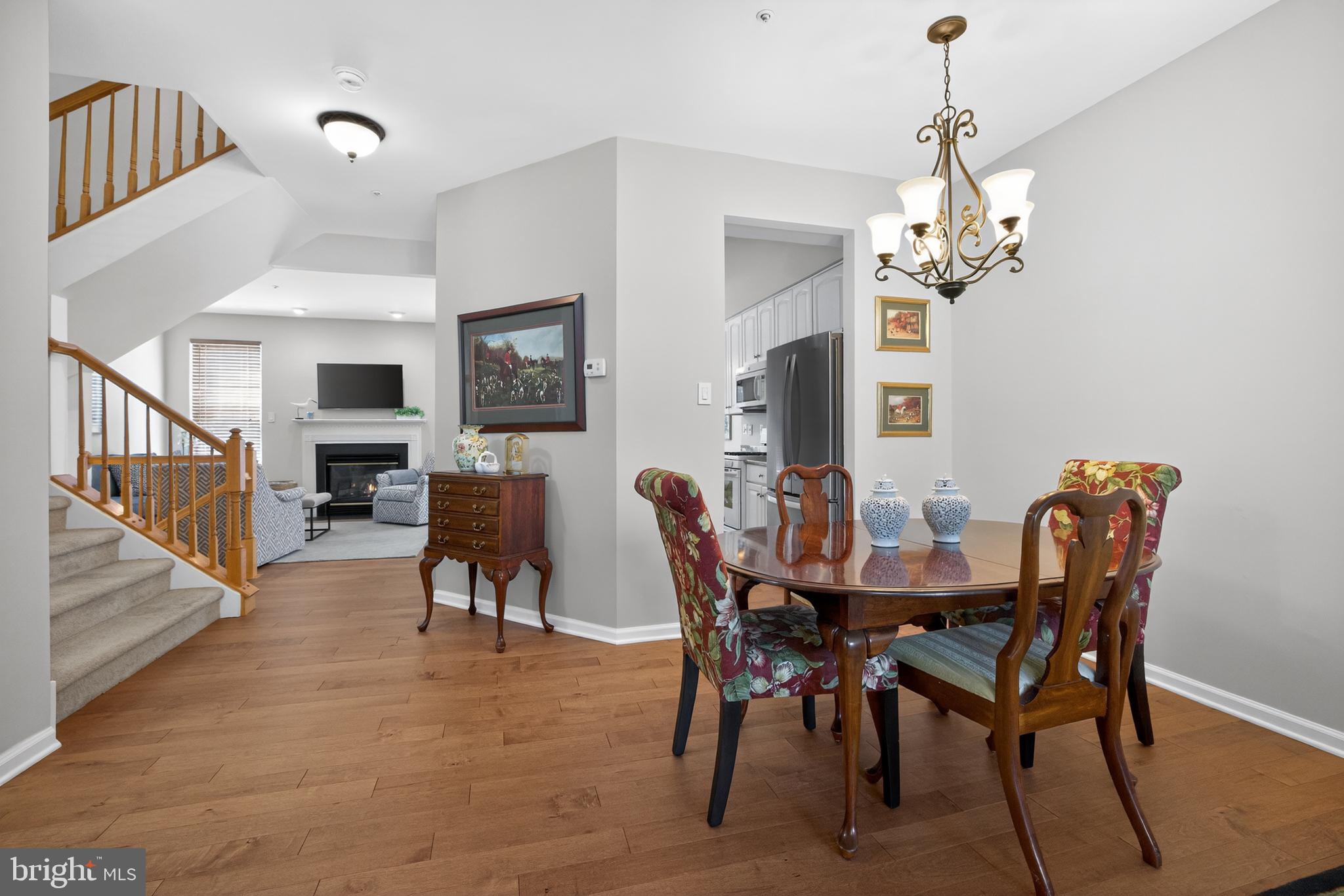 SUMMERMEADOW - Residential
