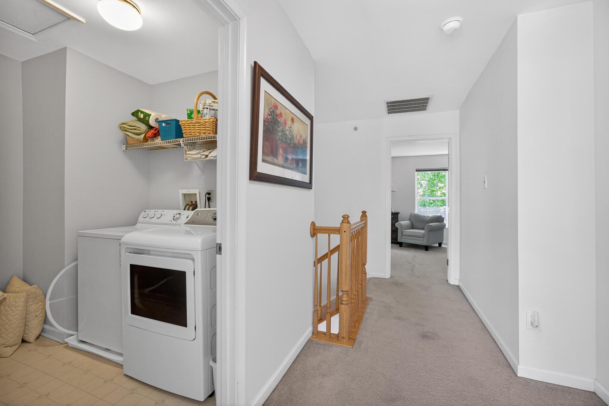 SUMMERMEADOW - Residential