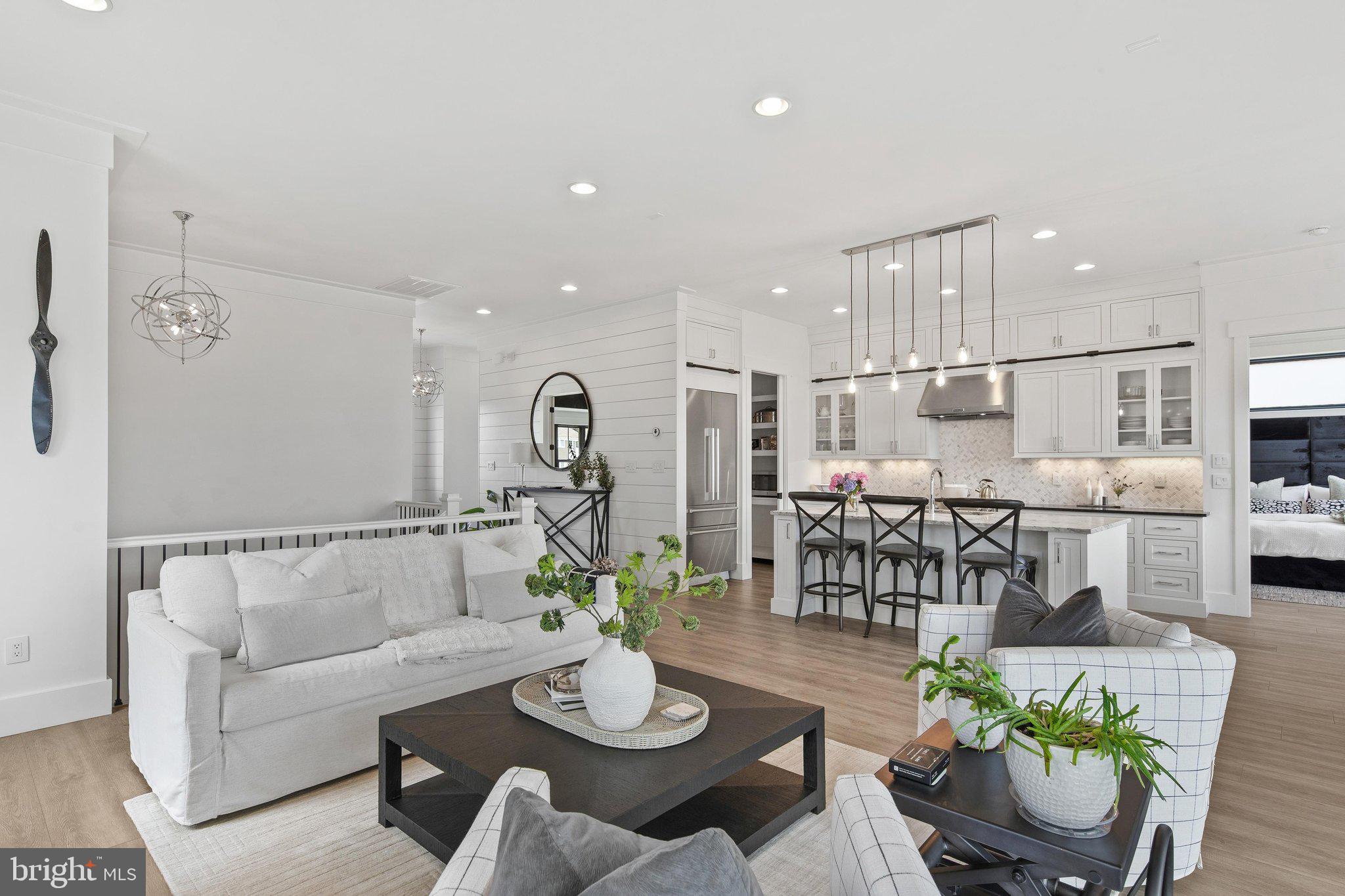 FENWICK SHOALS - Residential
