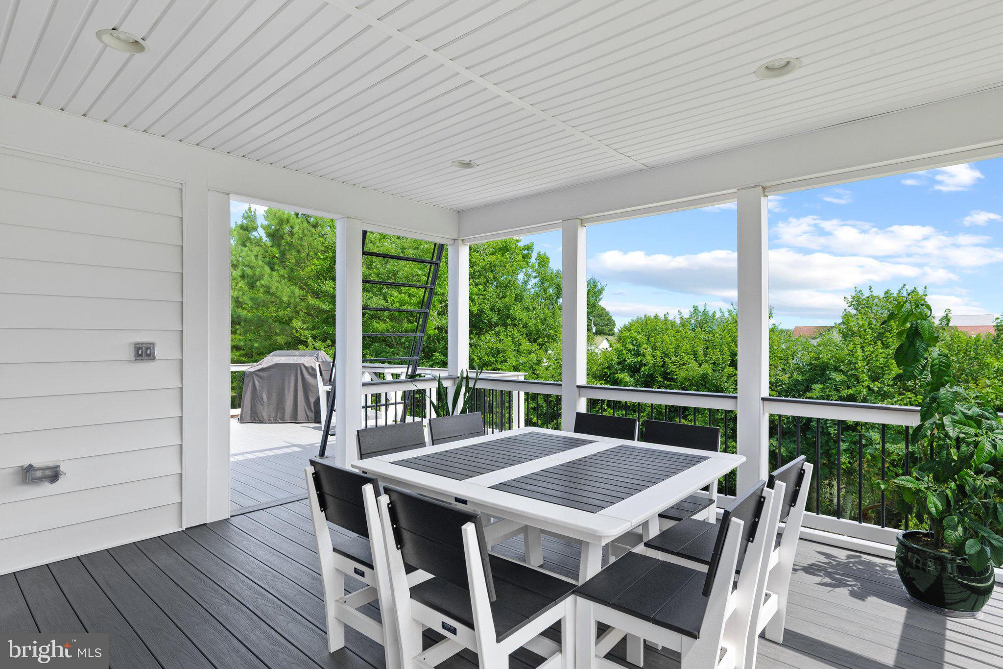 FENWICK SHOALS - Residential
