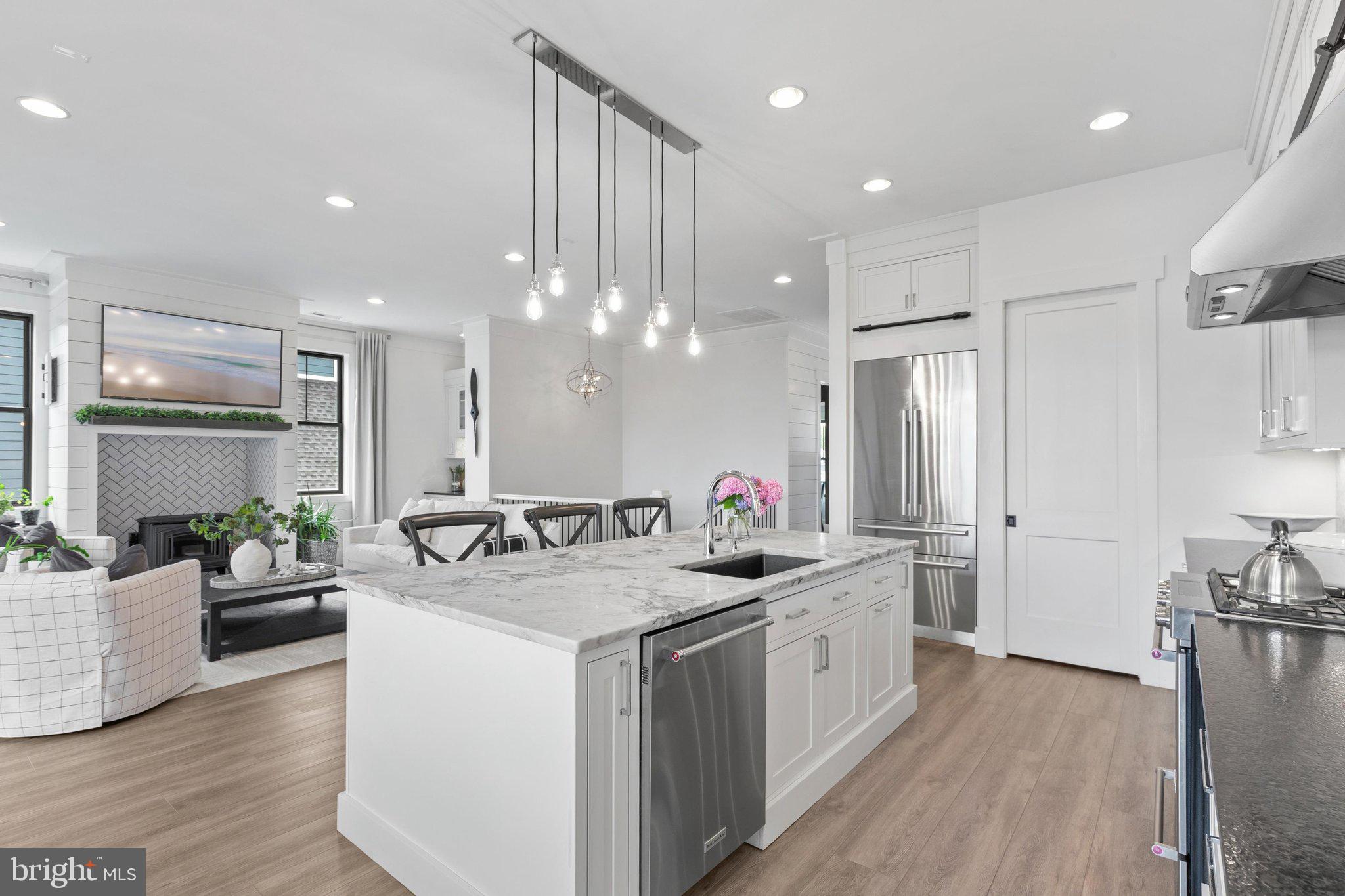 FENWICK SHOALS - Residential