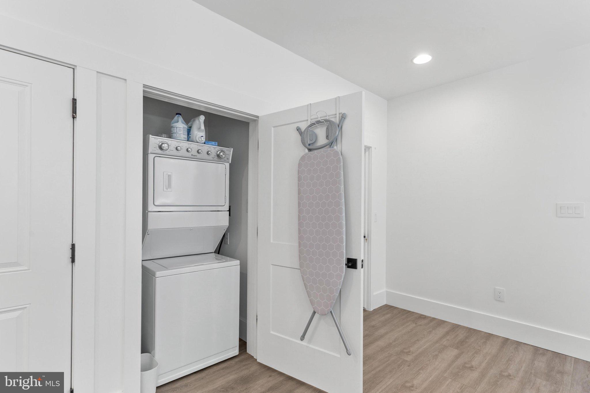 FENWICK SHOALS - Residential