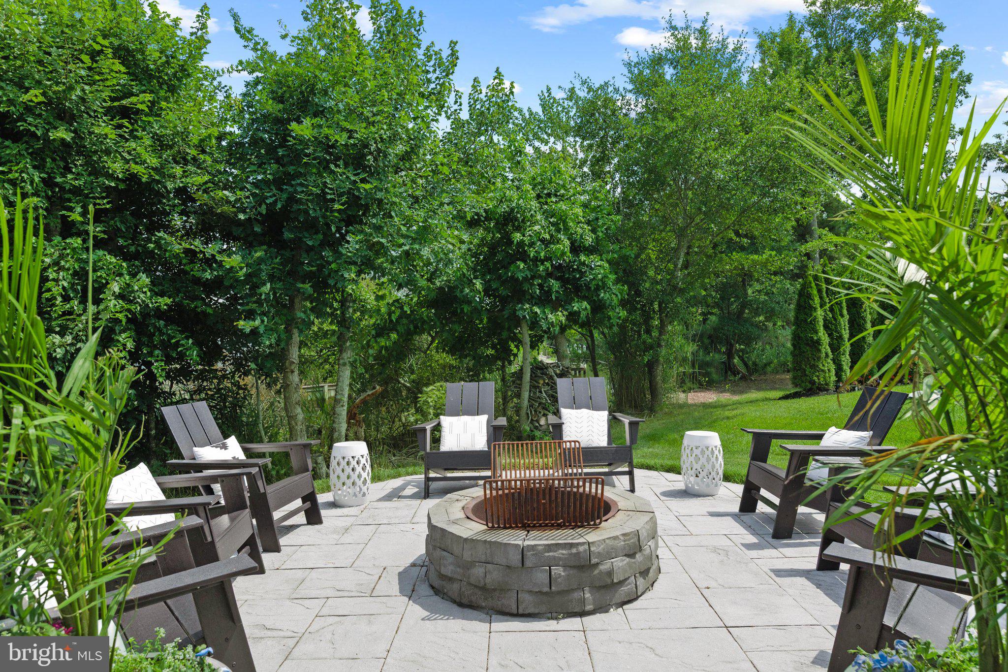 FENWICK SHOALS - Residential
