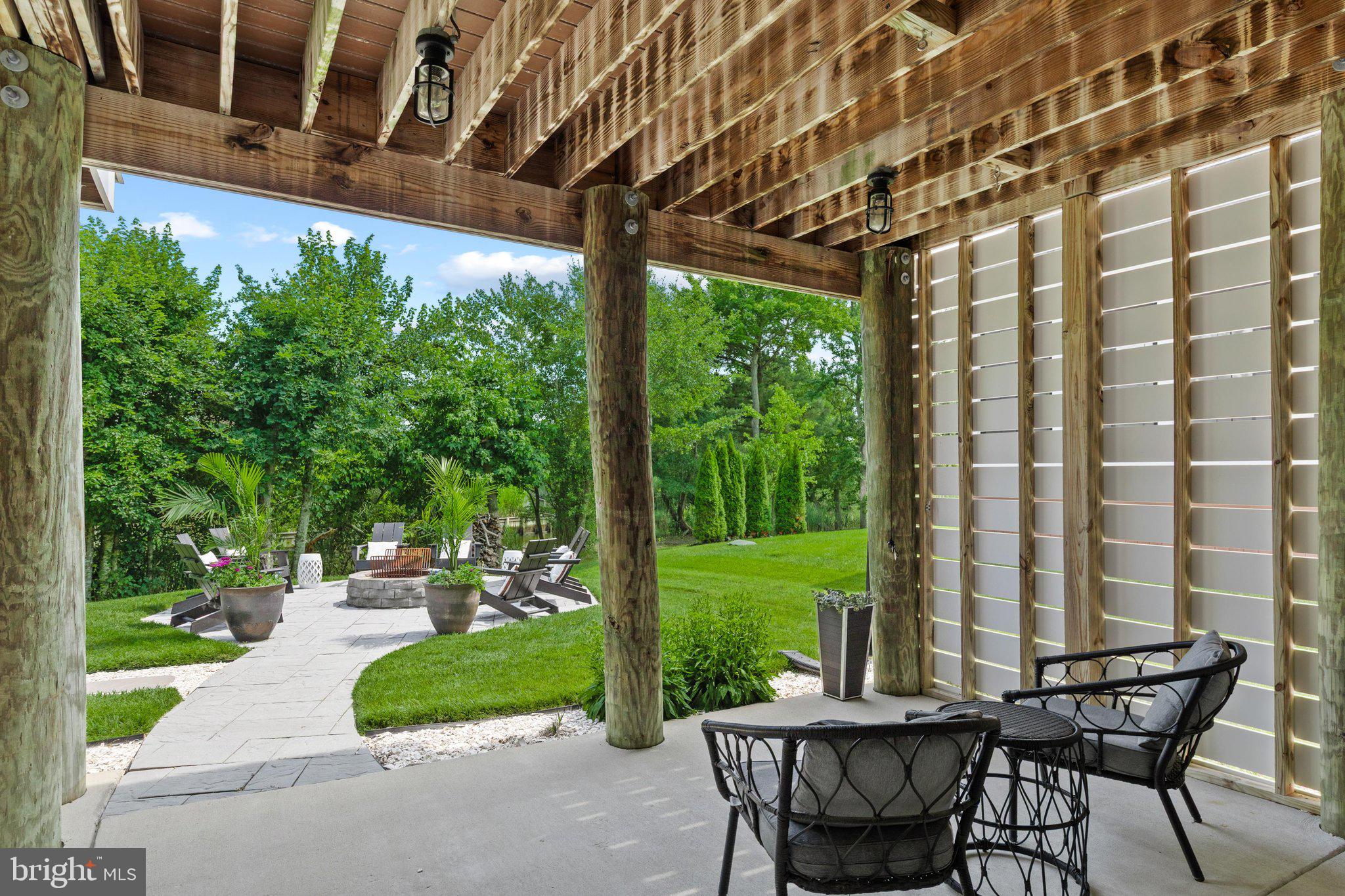 FENWICK SHOALS - Residential