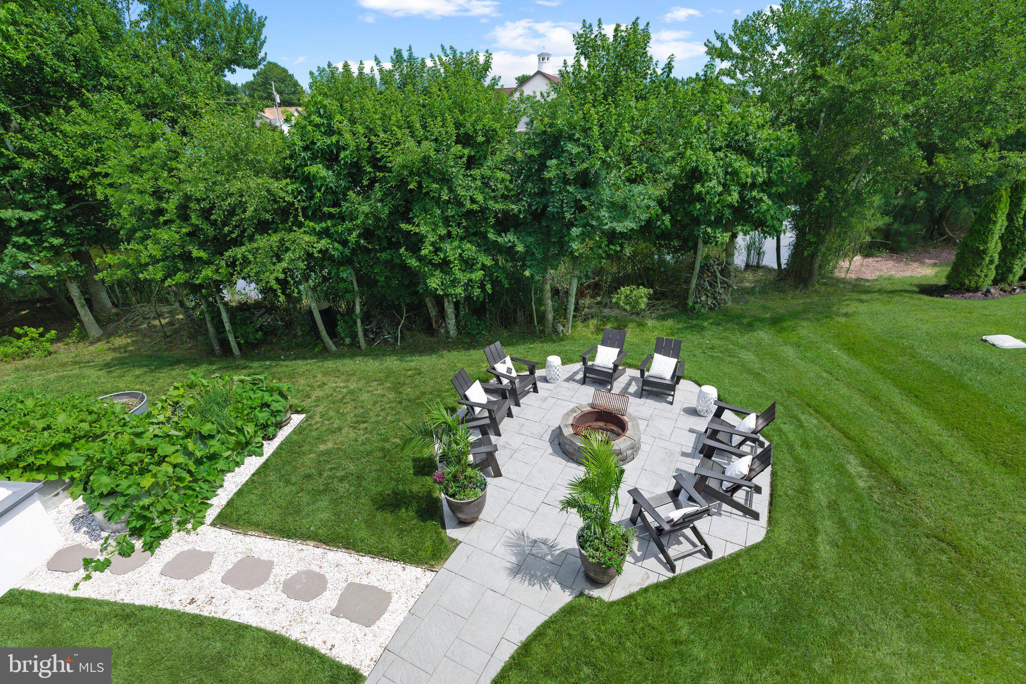FENWICK SHOALS - Residential