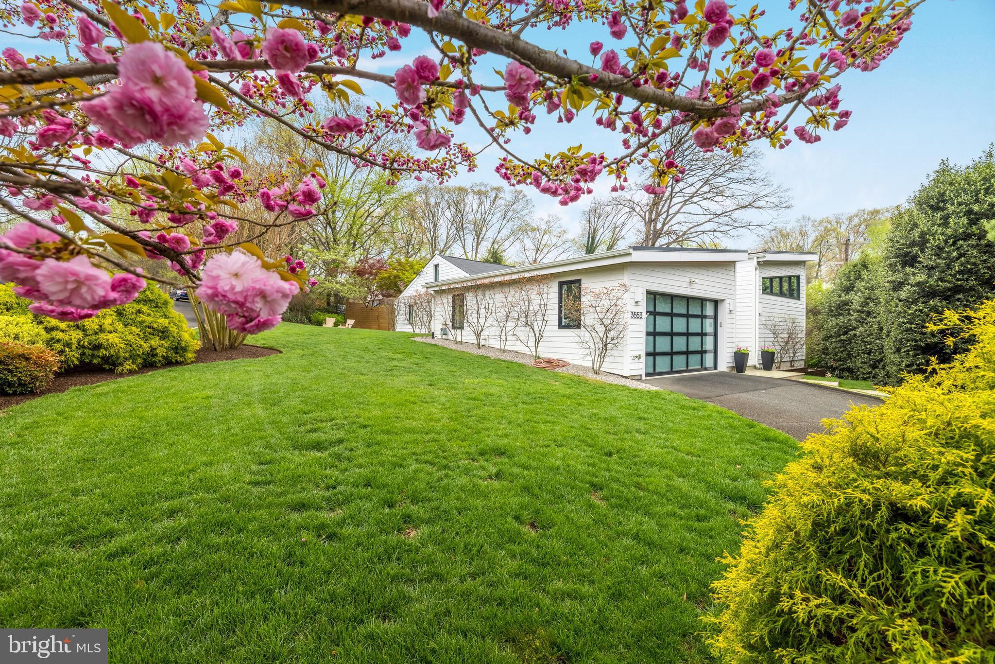 DOVER BALMORAL RIVERWOOD - Residential